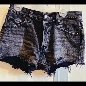 Levi’s 501 Cutoff Shorts